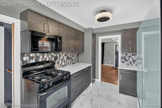28326 Brush Street, Madison Heights, MI 48071