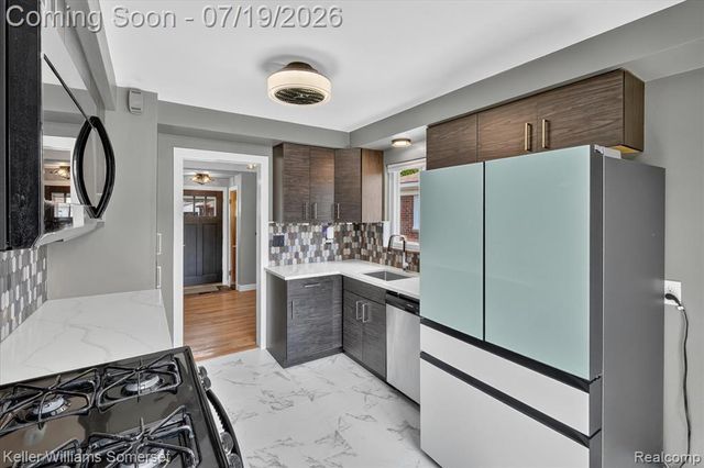 28326 Brush Street, Madison Heights, MI 48071