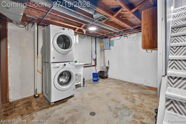 28326 Brush Street, Madison Heights, MI 48071