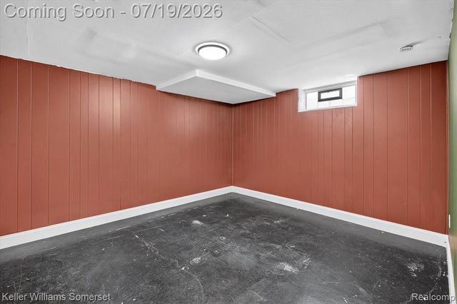 28326 Brush Street, Madison Heights, MI 48071