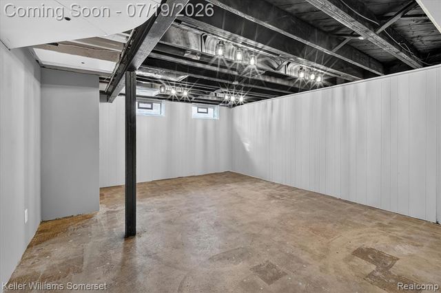 28326 Brush Street, Madison Heights, MI 48071