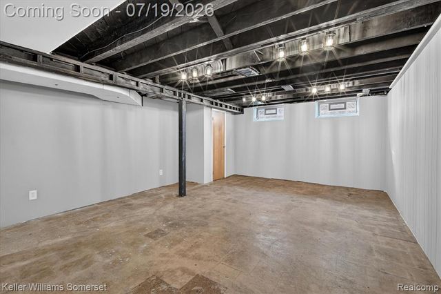 28326 Brush Street, Madison Heights, MI 48071