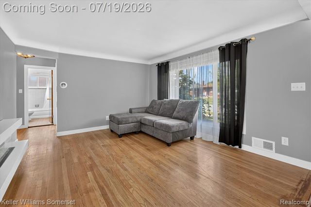 28326 Brush Street, Madison Heights, MI 48071