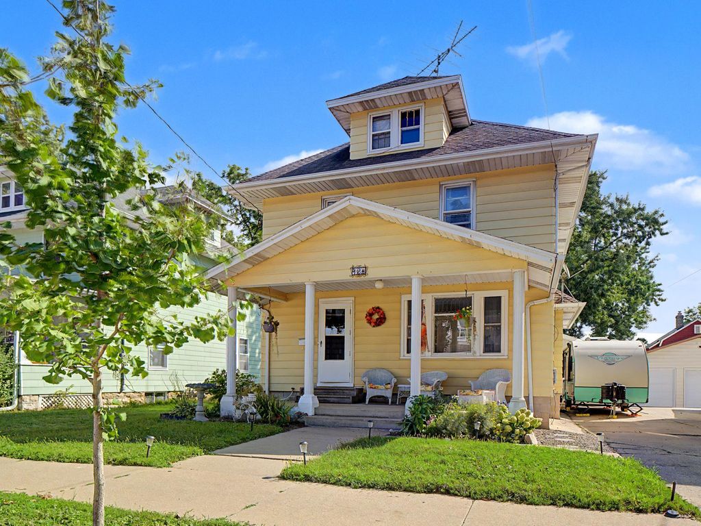 124 11th Avenue SE, Rochester, MN 55904