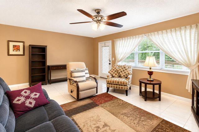 3008 Cornwall A, Boca Raton, FL 33434
