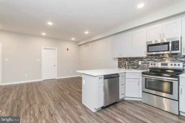 1917 N 7TH ST, Philadelphia, PA 19122