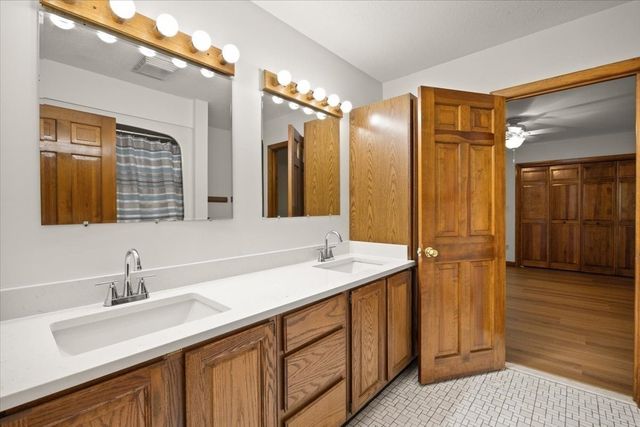 55 Hill St, Lakeville, MA 02347