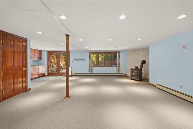 55 Hill St, Lakeville, MA 02347