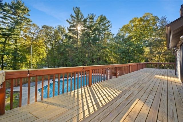 55 Hill St, Lakeville, MA 02347