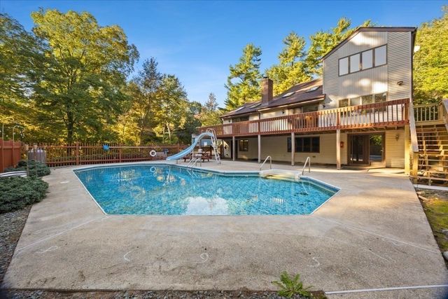 55 Hill St, Lakeville, MA 02347