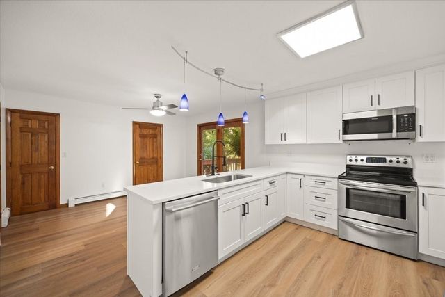 55 Hill St, Lakeville, MA 02347