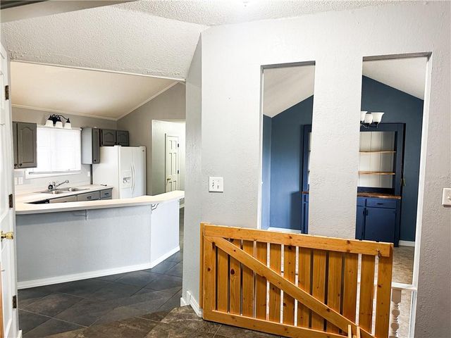 201 Percy Lane, Brookfield, MO 64628