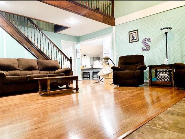 201 Percy Lane, Brookfield, MO 64628