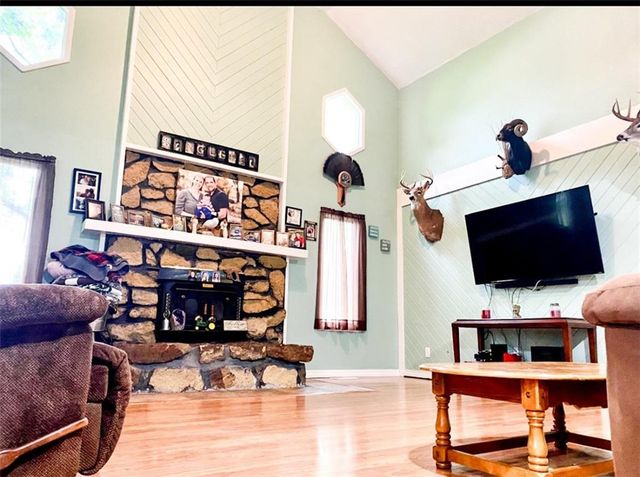 201 Percy Lane, Brookfield, MO 64628