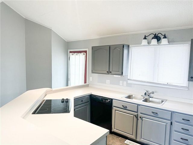 201 Percy Lane, Brookfield, MO 64628