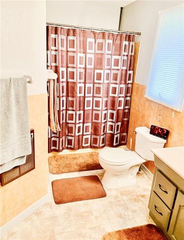 201 Percy Lane, Brookfield, MO 64628