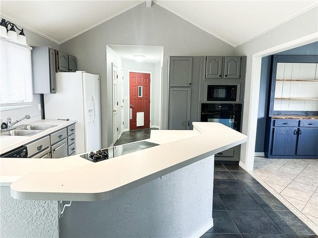 201 Percy Lane, Brookfield, MO 64628