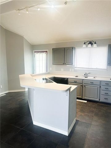 201 Percy Lane, Brookfield, MO 64628