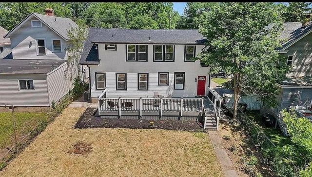 5811 Bramble Avenue, Cincinnati, OH 45227