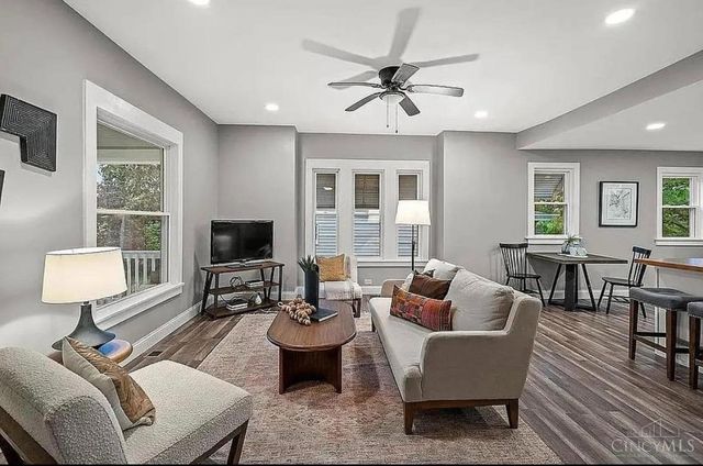 5811 Bramble Avenue, Cincinnati, OH 45227