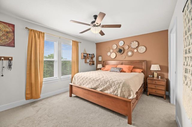 920 Foxwalk DRIVE, Waterford, WI 53185