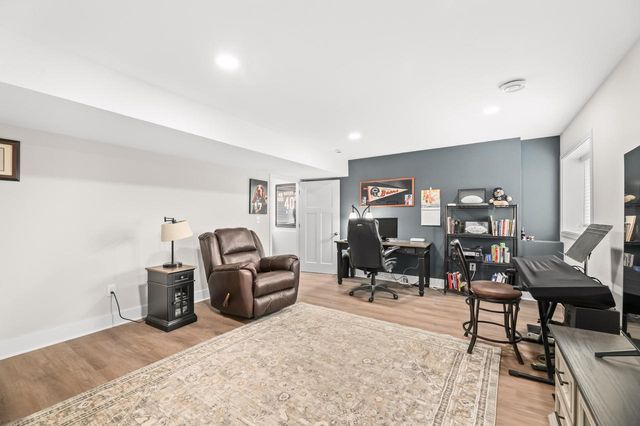 920 Foxwalk DRIVE, Waterford, WI 53185