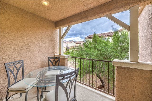 1044 Creeping Zinnia Court, Las Vegas, NV 89138