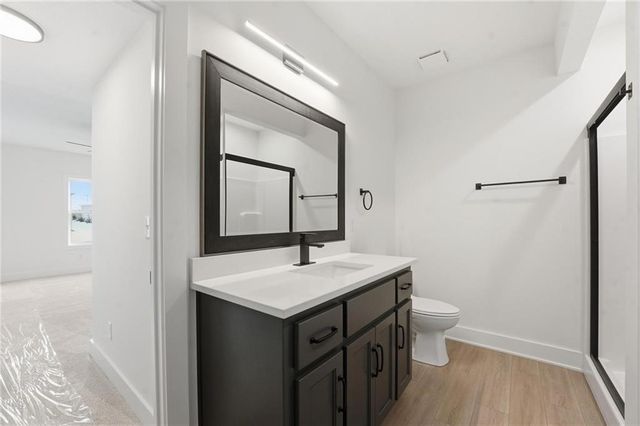 8215 NW 89th Terrace, Kansas City, MO 64153