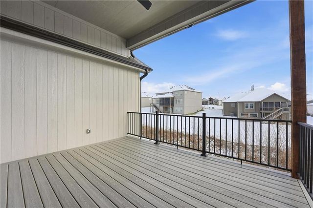 8215 NW 89th Terrace, Kansas City, MO 64153