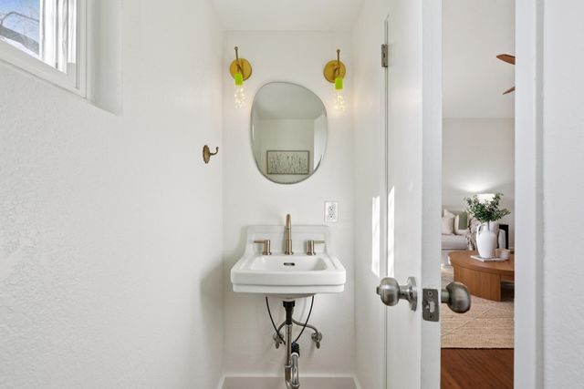 180 180 Andrea Dr, Walnut Creek, CA 94596