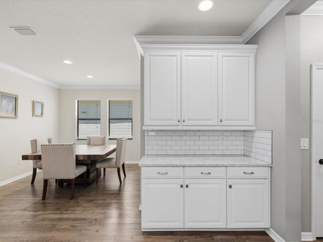 740 ROSEMARY CIRCLE, Bradenton, FL 34212