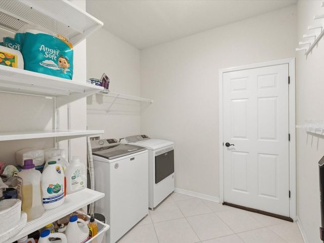740 ROSEMARY CIRCLE, Bradenton, FL 34212