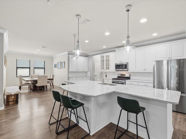 740 ROSEMARY CIRCLE, Bradenton, FL 34212