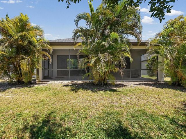 740 ROSEMARY CIRCLE, Bradenton, FL 34212