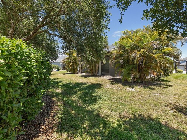 740 ROSEMARY CIRCLE, Bradenton, FL 34212
