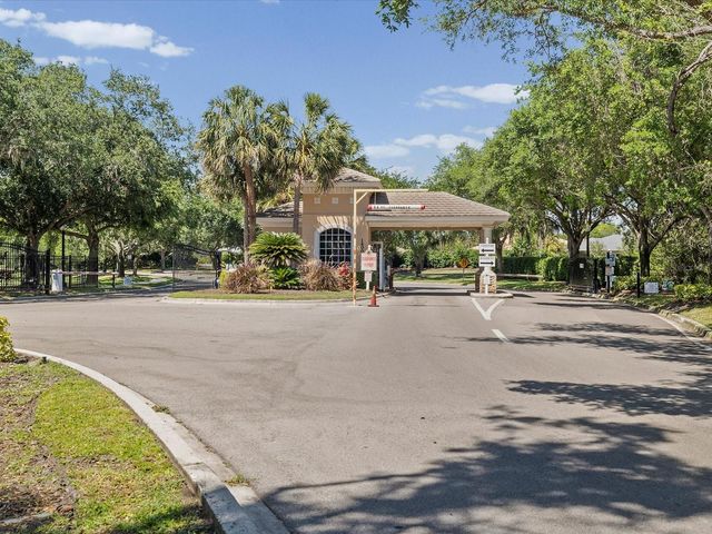 740 ROSEMARY CIRCLE, Bradenton, FL 34212