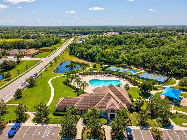740 ROSEMARY CIRCLE, Bradenton, FL 34212