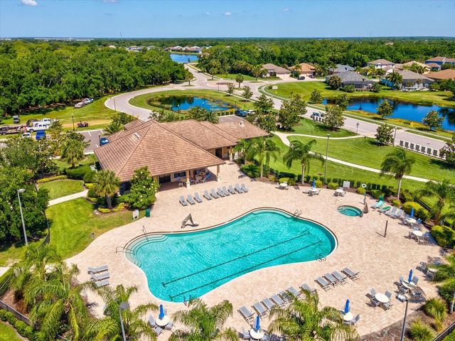 740 ROSEMARY CIRCLE, Bradenton, FL 34212