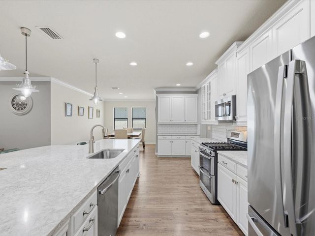 740 ROSEMARY CIRCLE, Bradenton, FL 34212