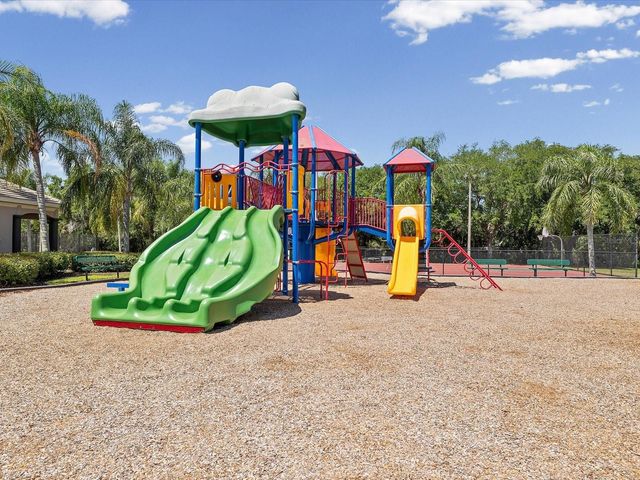 740 ROSEMARY CIRCLE, Bradenton, FL 34212