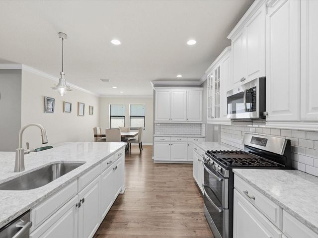 740 ROSEMARY CIRCLE, Bradenton, FL 34212