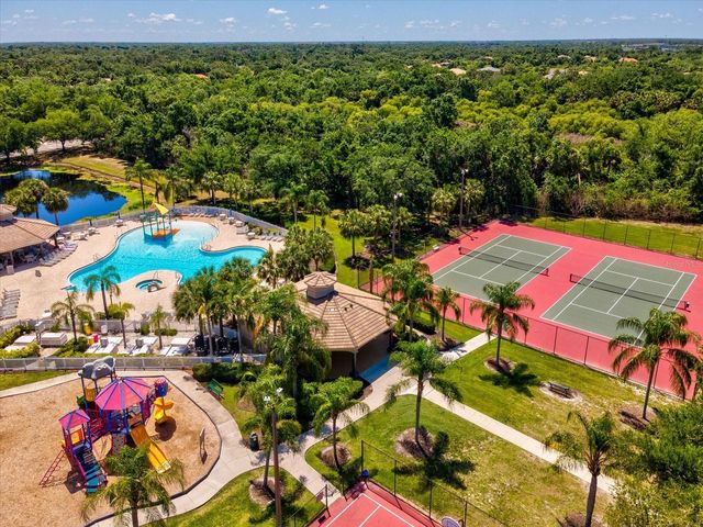 740 ROSEMARY CIRCLE, Bradenton, FL 34212