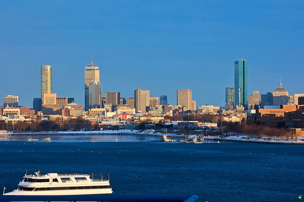 1001 Marina Dr 801, Quincy, MA 02171