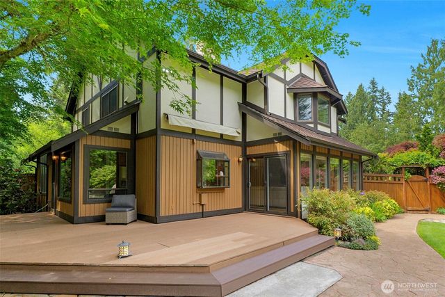 5204 178th Avenue E, Lake Tapps, WA 98391