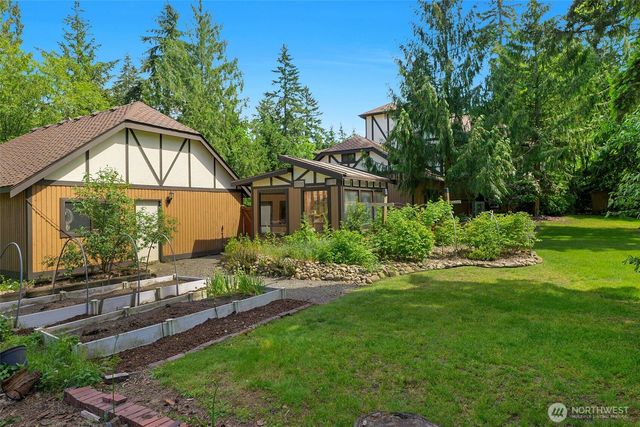 5204 178th Avenue E, Lake Tapps, WA 98391