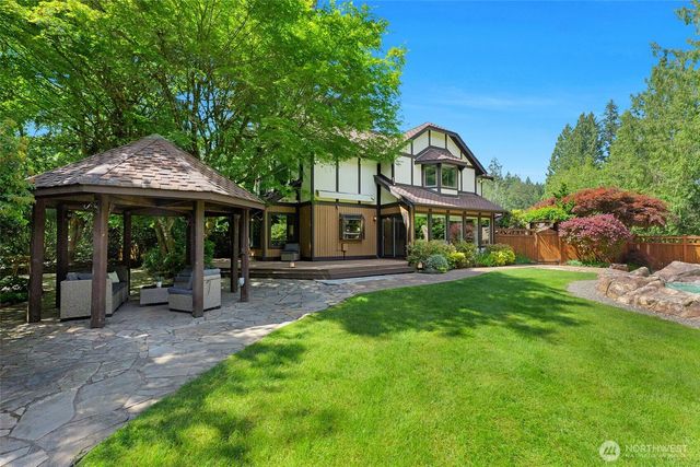 5204 178th Avenue E, Lake Tapps, WA 98391