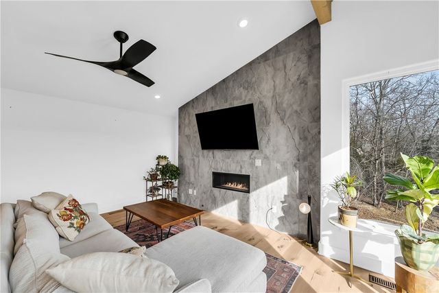 1757 E Paddock Road, Fayetteville, AR 72701