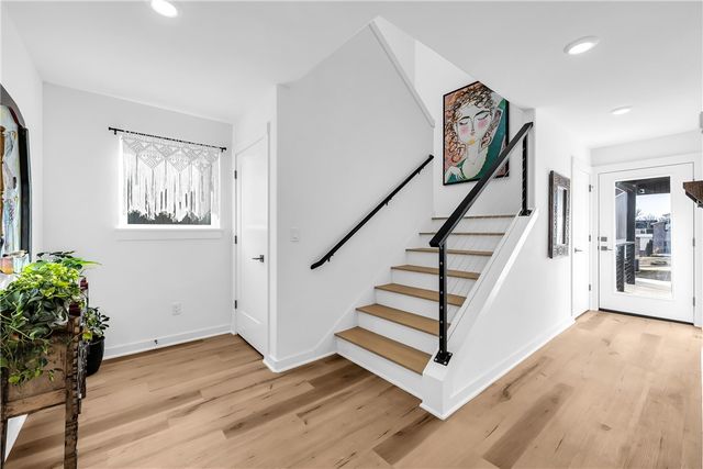 1757 E Paddock Road, Fayetteville, AR 72701