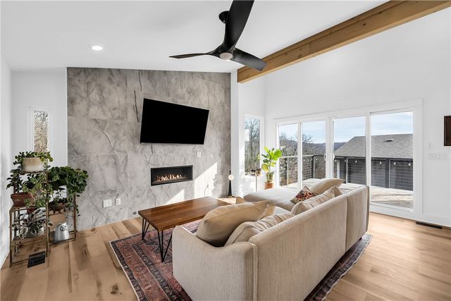 1757 E Paddock Road, Fayetteville, AR 72701