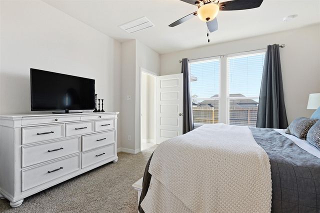 2773 Bluebonnet Ridge Drive, Conroe, TX 77304